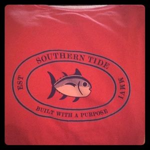 Southern Tide long sleeve T-shirt.